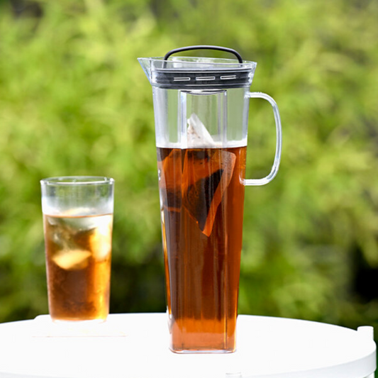 HARIO | Japanese Cold Brew Coffee Pitcher RISE (with handle) Large Capacity 840ml Black (CBR-12-B)