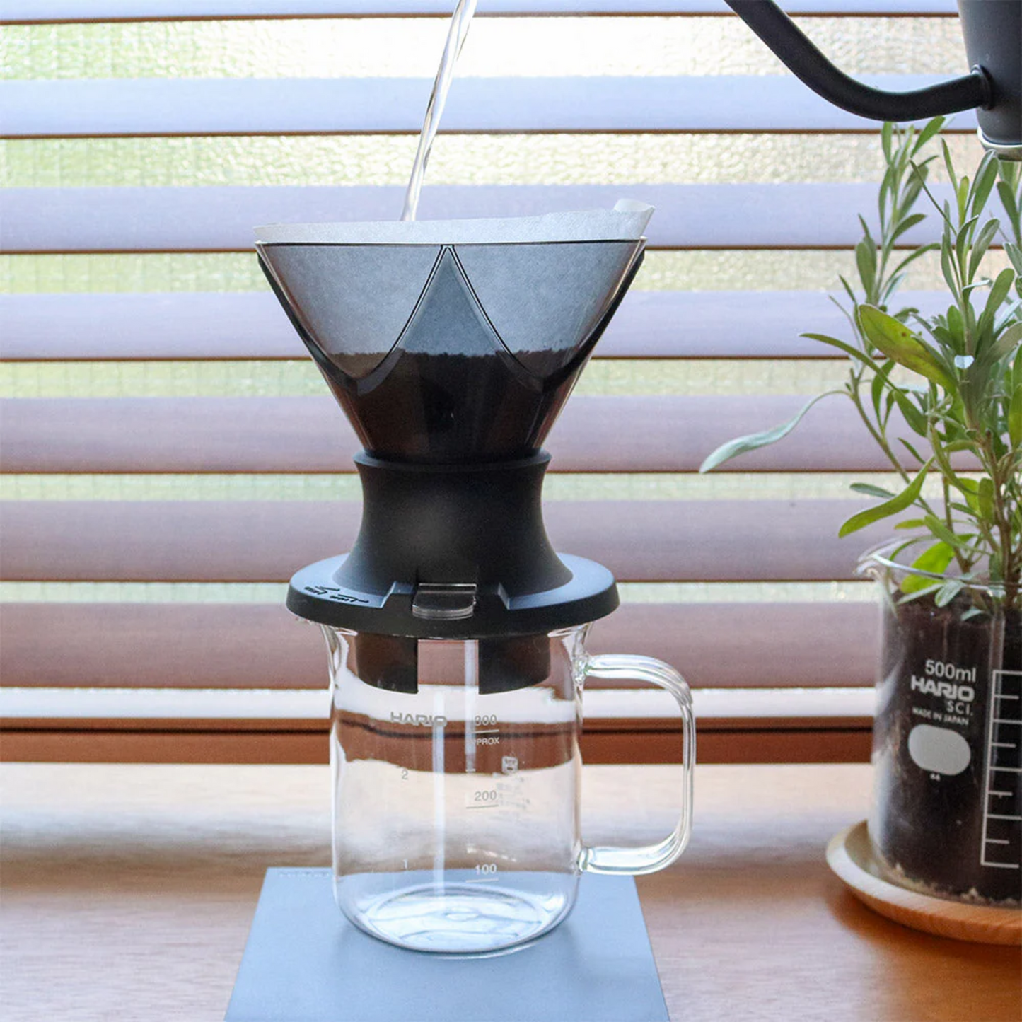 Hario|Mugen x Switch V60 02手沖咖啡樹脂膠濾杯 無限x聰明杯 MUSD-02-B【平行進口產品】
