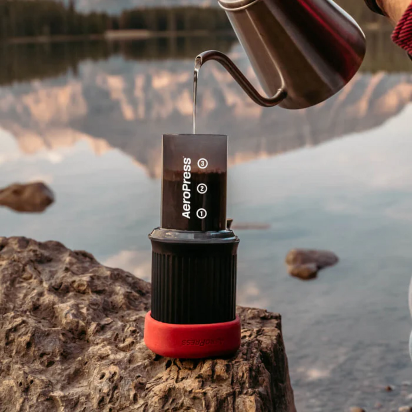 AeroPress|Coffee Maker - Go (Compact Travel Coffee System)