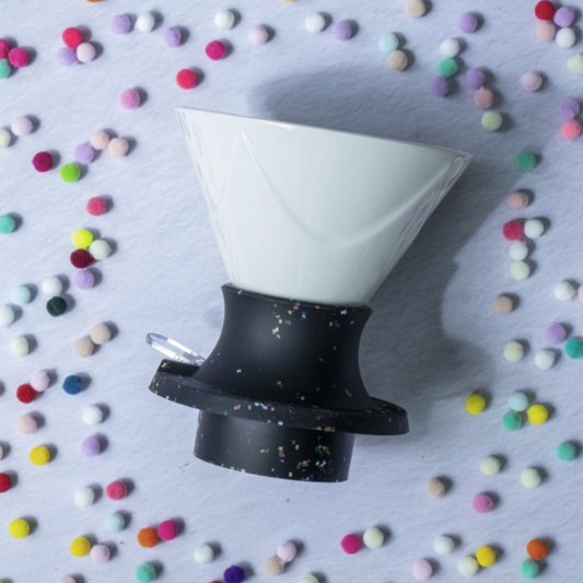 Hario｜V60 Ceramic 02 Mugen x Switch Coffee Dripper - Black/White Boca Round SSMU-200 [Parallel Import Product]