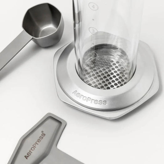 AeroPress｜愛樂壓 玻璃 金屬製 旅行戶外手壓咖啡萃取器 手壓式按壓咖啡器 Travel Coffee Maker - AeroPress Premium